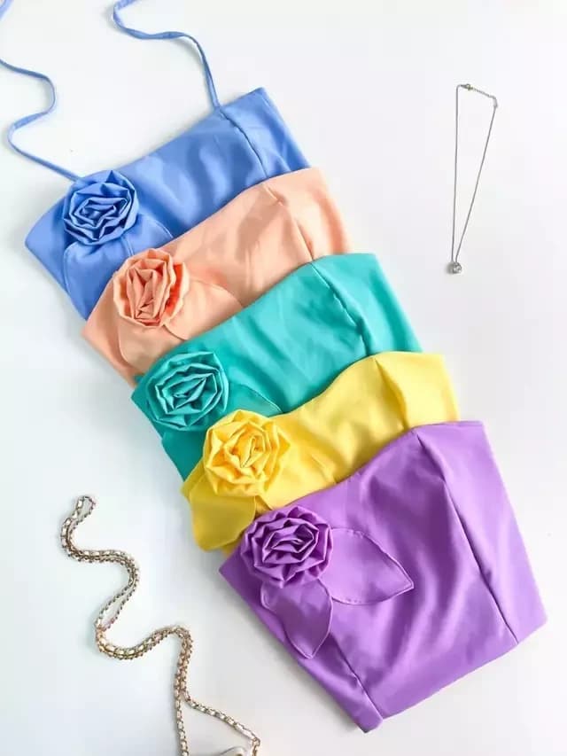 Cropped Feminino em Crepe Frente Única com Flor Elize Ref.1197