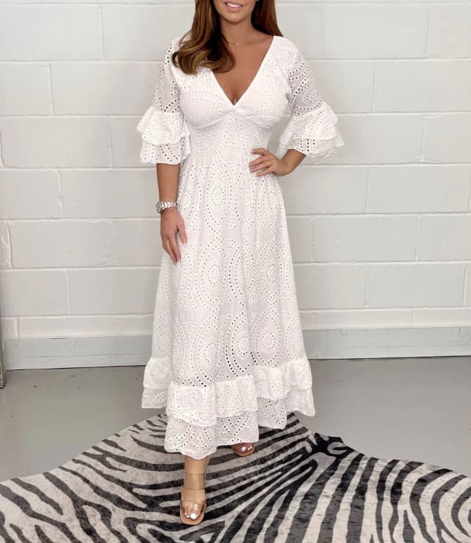Vestido feminino confortável de cintura alta bordado