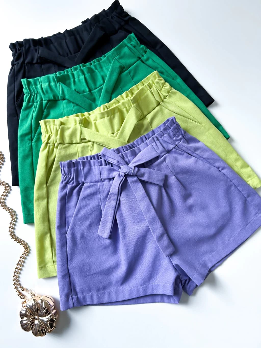 Short Feminino em Viscolinho com Amarração Ligia Ref. 134