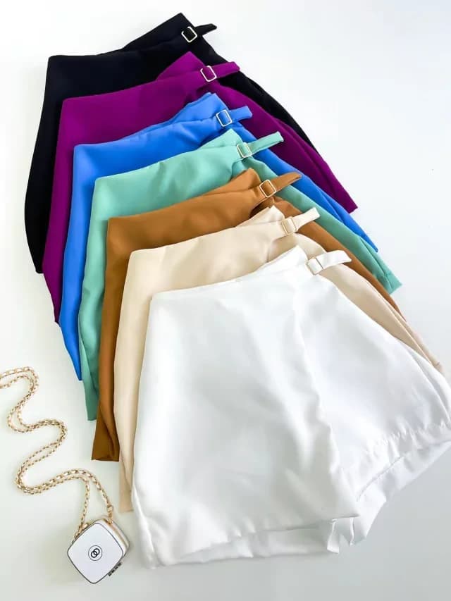 Short Saia Alfaiataria Detalhe Lateral Fivela Molly Ref. 1082